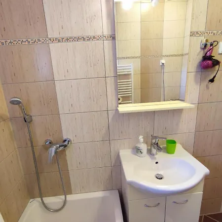 Marta Apartament *